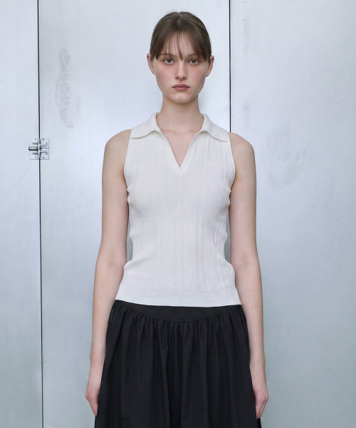 Collared Ribbed Sleeveless Top [IVORY]