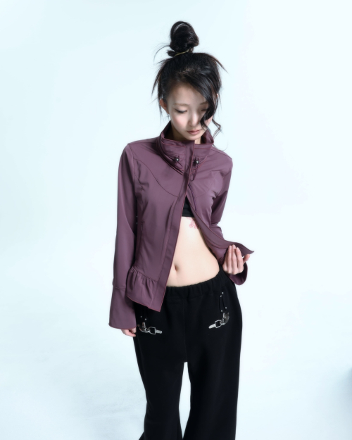 Ruffle Two Way zip-up (Old Plum)