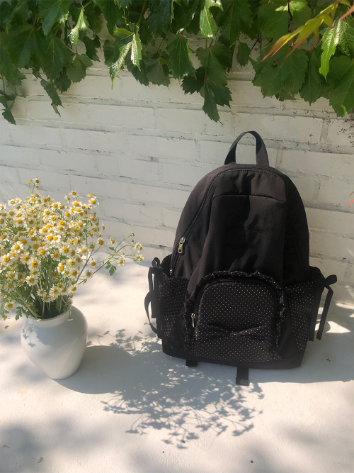 Ruffle ribbon backpack_polka dot black