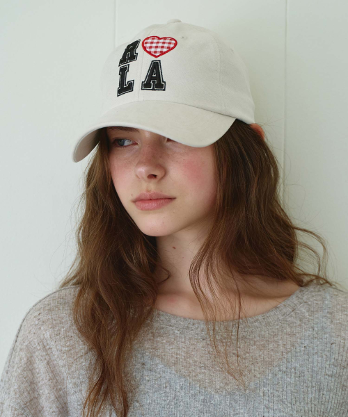 I LOVE ROLA PIGMENT BALL CAP BEIGE