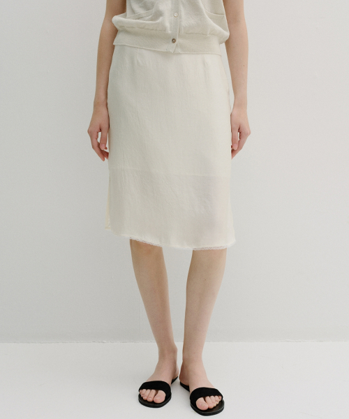 silky midi skirt (cream)