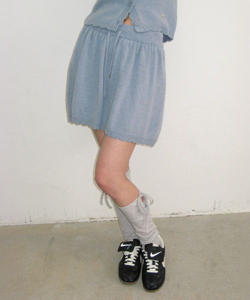 SCALLOP TRIM KNIT MINI SKIRT SOFT BLUE