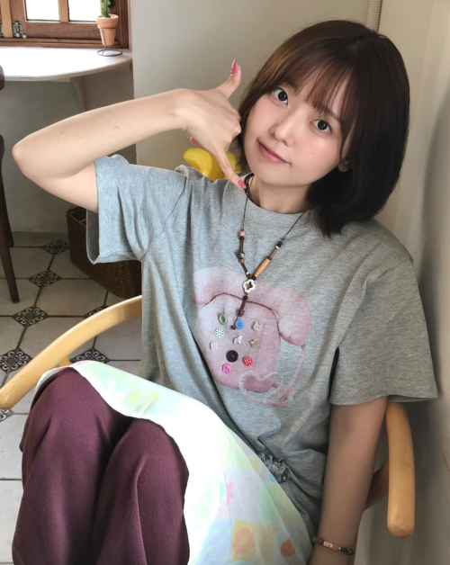 BUTTON RETRO TELEPHONE T SHIRT GREY