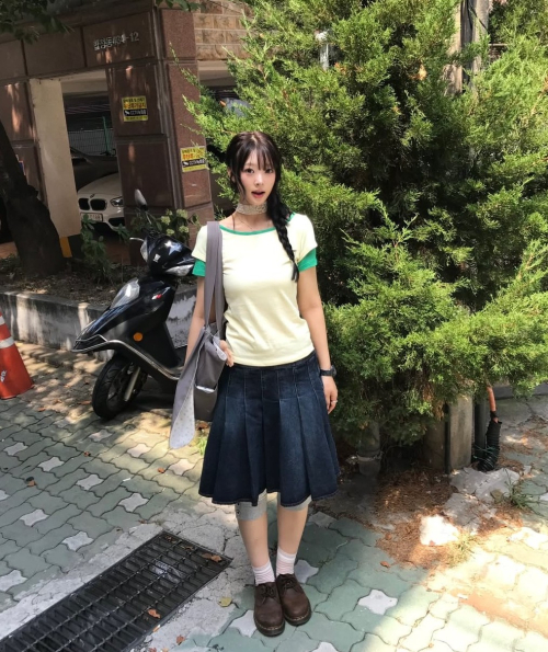 HEART BUTTON ROLL UP LAYERED T SHIRT SOFT YELLOW