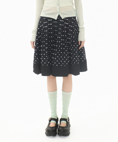 DOT PLEATED SATIN SKIRT BLACK