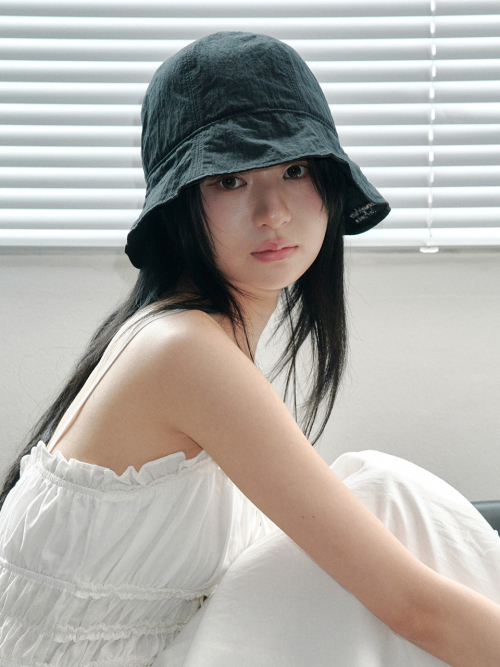 Molly String Bonnet Hat (Black)