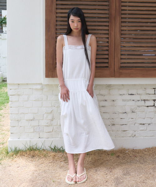 ROSE CROCHET DRESS (WHITE)