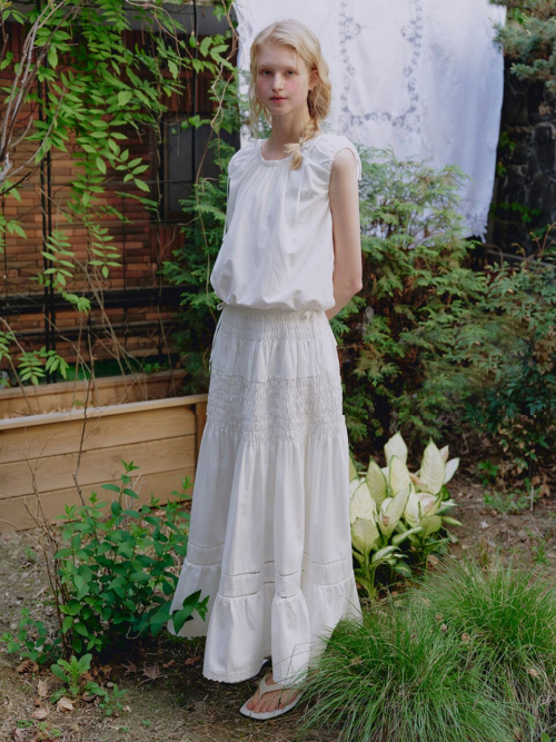 Ethereal Long Flare Skirt MU2635SK317M