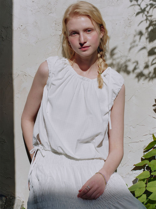 Ethereal Two-Way Sleeveless Blouse MU2635BL317M