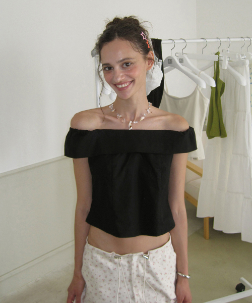 Mellow off-shoulder blouse - Black