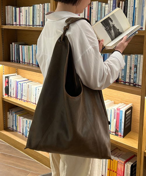 Knotted layer bag(Ash brown)_OVBAX26208PUB