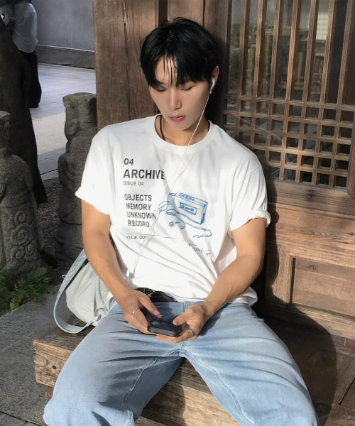 [준혁 x 후러브스아트] 아카이브 그래픽 반팔 티셔츠 화이트