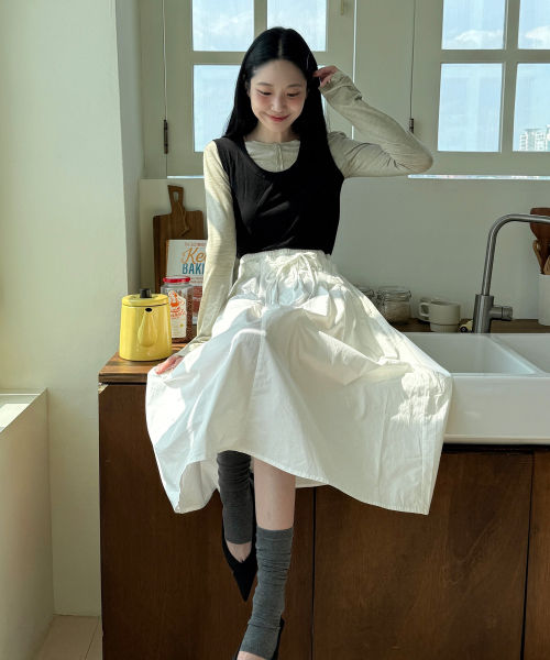 Sheered Cut Off Sleeveless_Black