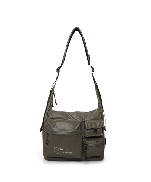 MULTI-POCKET LITE CROSS BAG IN KHAKI