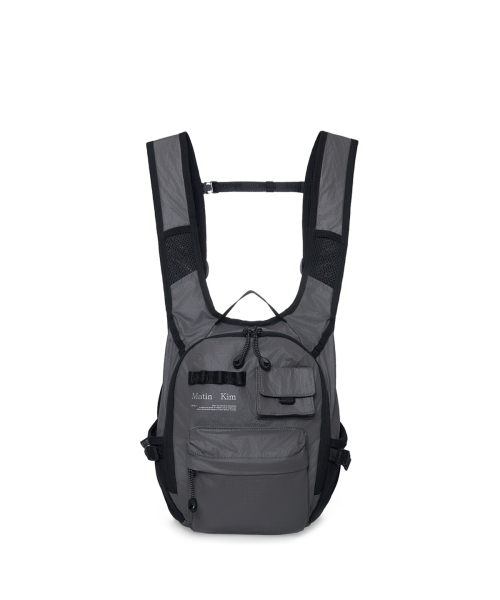 MULTI-POCKET LITE MINI BACKPACK IN GREY