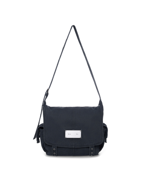 VINTAGE WASHED COTTON MESSENGER BAG IN NAVY
