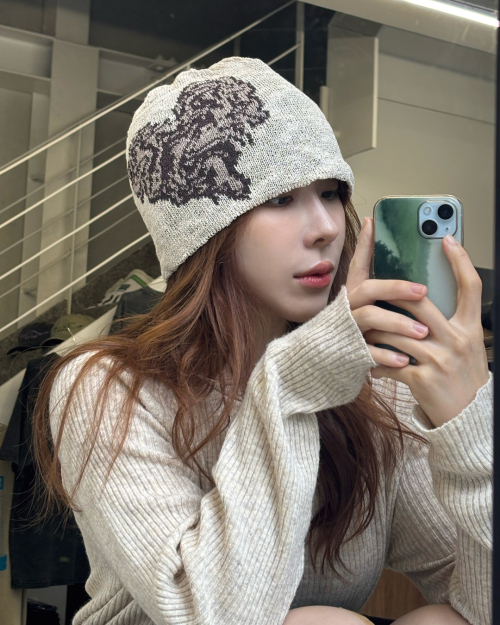 Jacquard Heart Beanie (Beige)