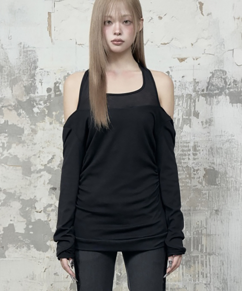 Halter-Neck Hooded Slim-Fit Long Sleeve Top (Black)