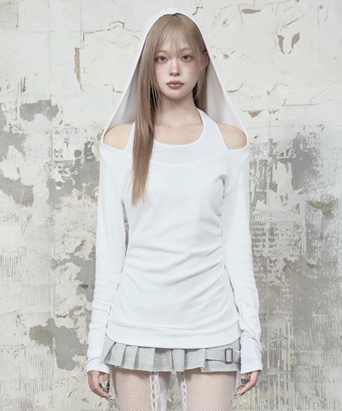 Halter-Neck Hooded Slim-Fit Long Sleeve Top (White)
