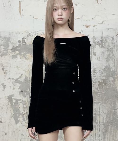 Velvet Button Shirring Slim Long Sleeve (Black)