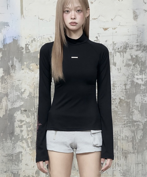 High Neck Lettering Long Sleeve (Black)