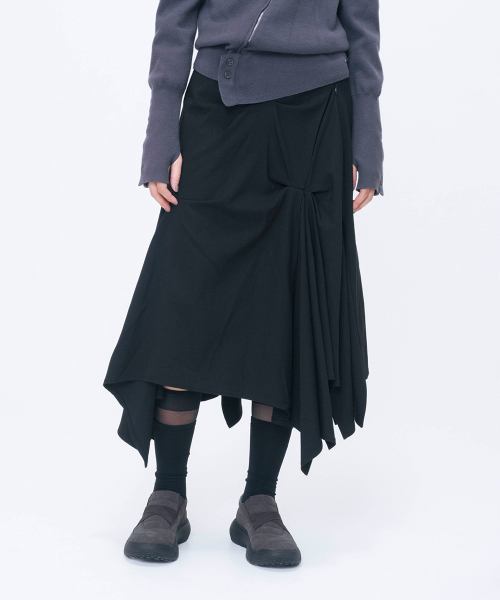 Asymmetric draped skirt BLACK