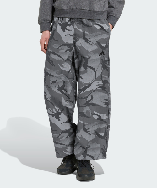 ESSENTIALS CAMO Woven PARRA Parachute Hot Pants KX9336
