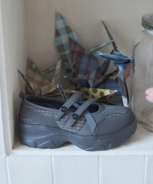 OTZ X An Eun-Bin Lomita S2 Platform Banding Gray OZSQGA353G