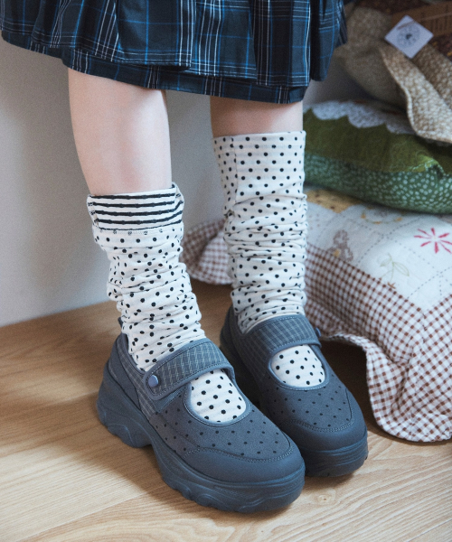 [OTZ X An Eunbin] Lomita Strap Gray OZSQGA355G