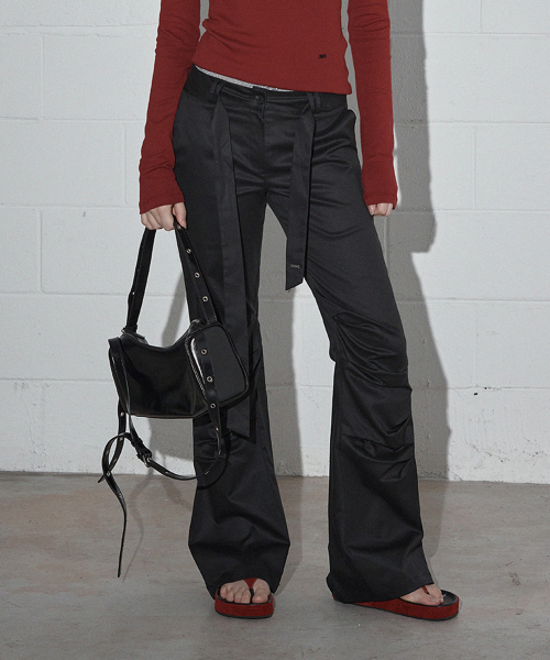 Tocheu Shirred Slim Bootcut Long Pants_Black