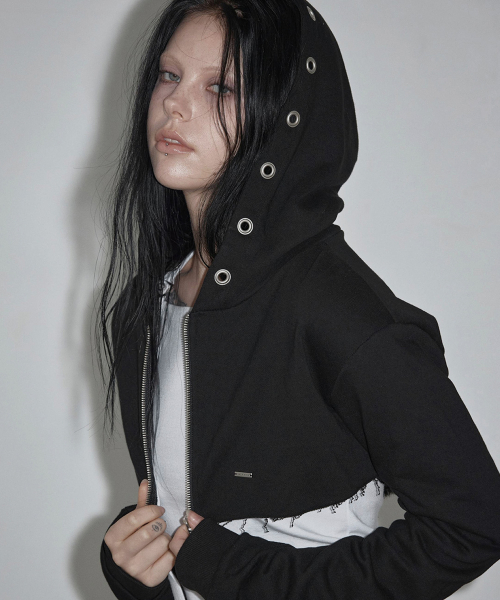 Cheto Eyelet Crop Bolero Hood Zip Up_Black