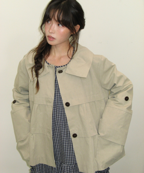 FRILL COLLAR SHIRRING JACKET BEIGE