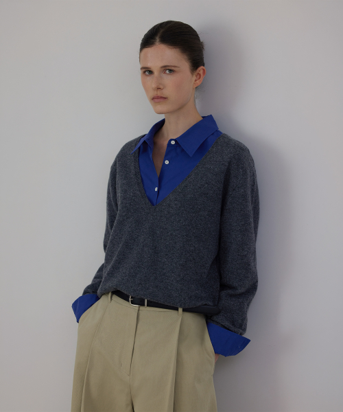 Plunging V-Neck Loose-Fit Knit Top
