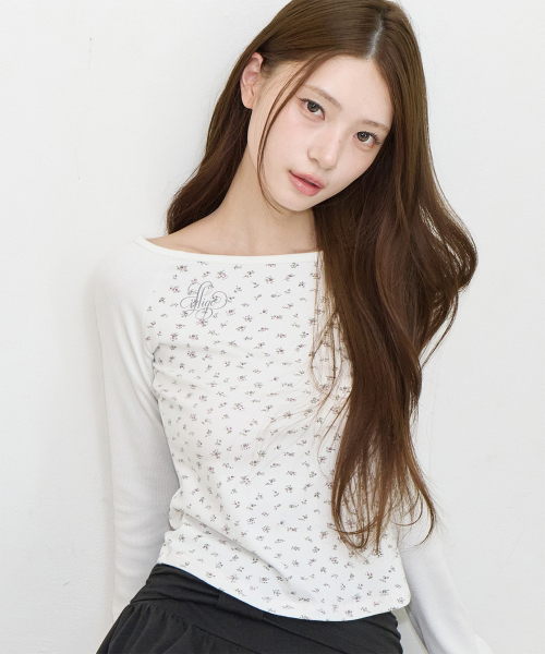 LETTERING COLOR-BLOCK LONG SLEEVE FLOWER