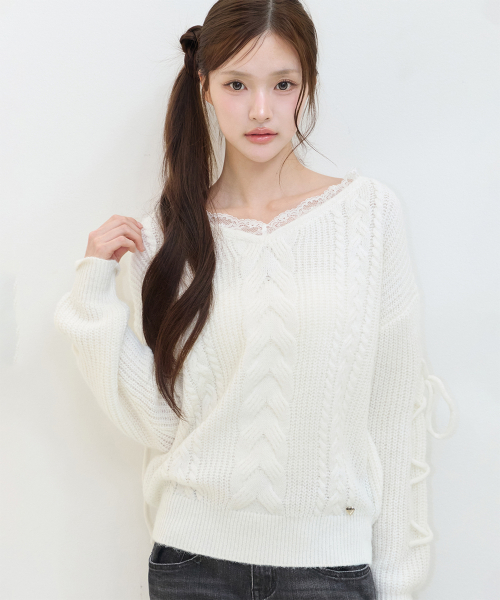 LACE UP V-NECK KNIT IVORY