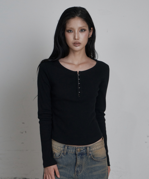 C HOOK FRONT OPEN T-SHIRT_BLACK