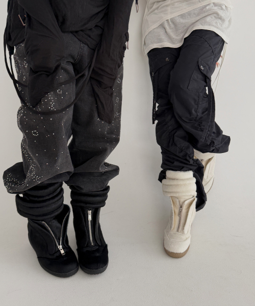 304 textured high snekeares / black