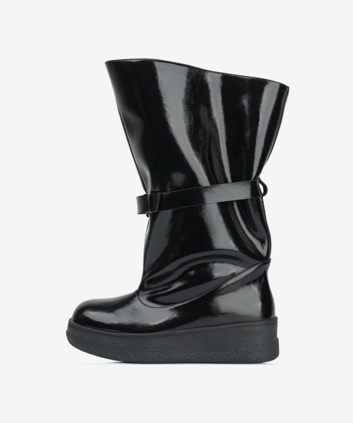 308 raw fur strap boots