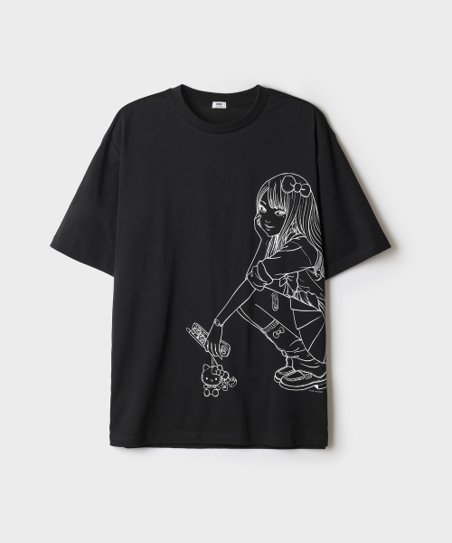 SANLIO X Ito Junji Short Sleeve T Shirt (Black)_SPRLG49U04