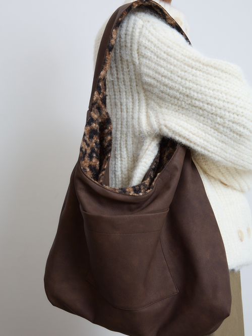 REVERSIBLE HOBO BAG_ LEOPARD/BROWN