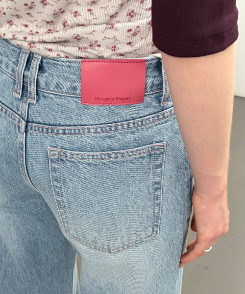 PINK STITCH DENIM PANTS (LIGHT BLUE)