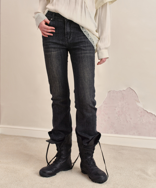 WASHED STRAIGHT DENIM PANTS, BLACK