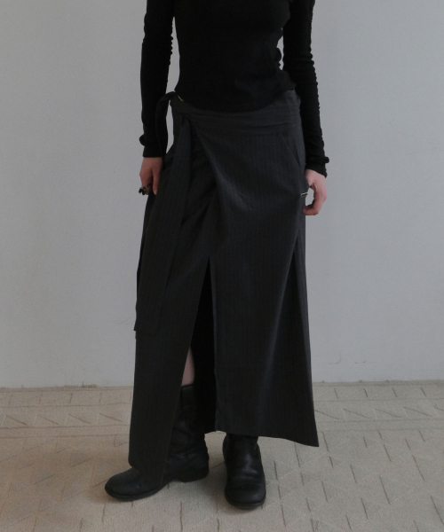 STRIPE MAXI SKIRT [CHARCOAL]