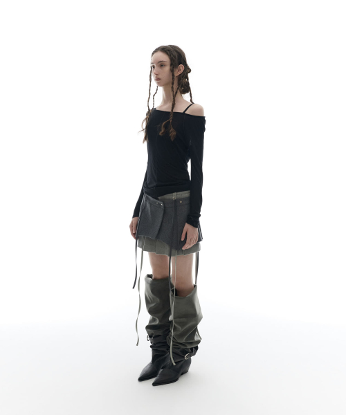 Strap Flatseam Long Sleeve Top / Black
