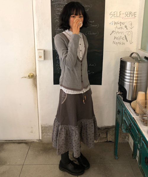 FLOWER BLOCK SKIRT [CHARCOAL]