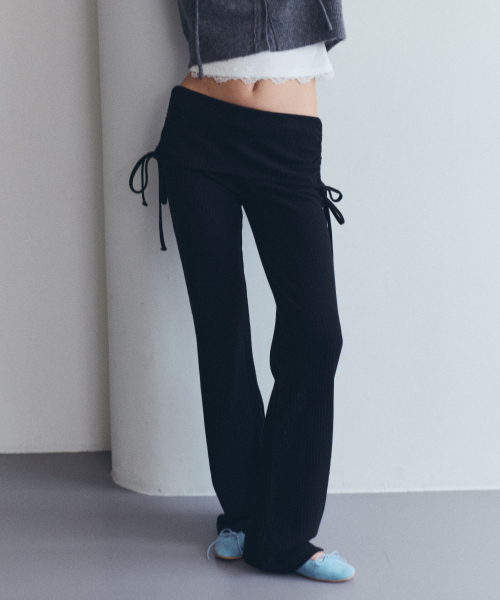 NUBASIC FOLDING BOOTSCUT PANTS BLACK