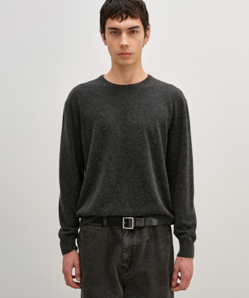 Raccoon Crew Neck Knit CHARCOAL