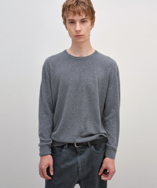 Raccoon Crew Neck Knit GREY