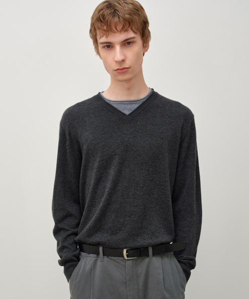 DoubleLayered V Neck Knit CHARCOAL
