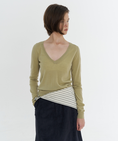 Untive V Neck Knit - Olive